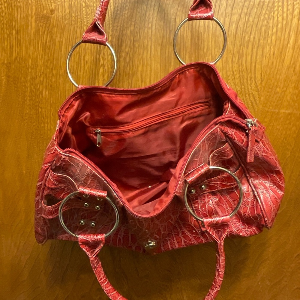 Maurices - purse - Magenta - like new - Picture 2 of 4